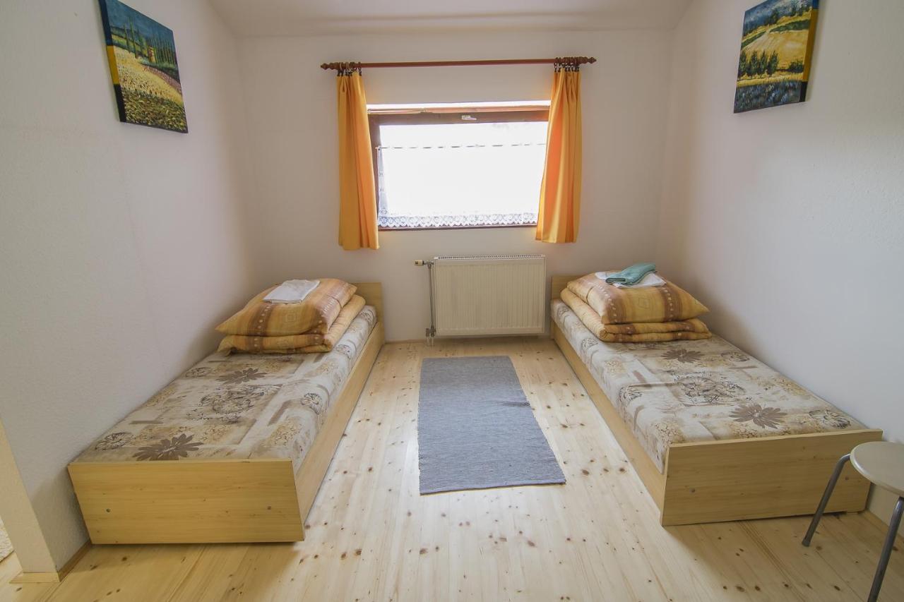 Orsegi Patakparti Alpaka Panzio Kisrakos Bagian luar foto